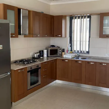 Sunset - 2 Bedrooms Apartment