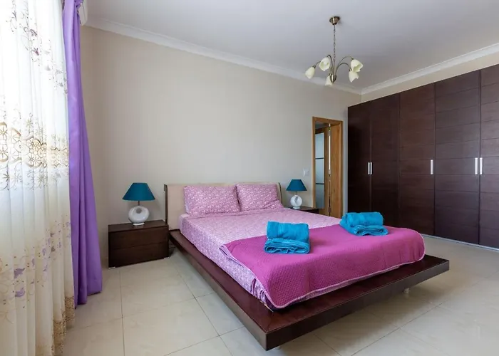 Sunset & Seaview - 2 Bedrooms